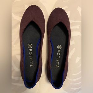 Size 9 GUC Rothy’s Wine flats